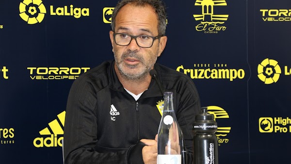Álvaro Cervera - Cádiz -: "El Málaga es un equipo peligroso"