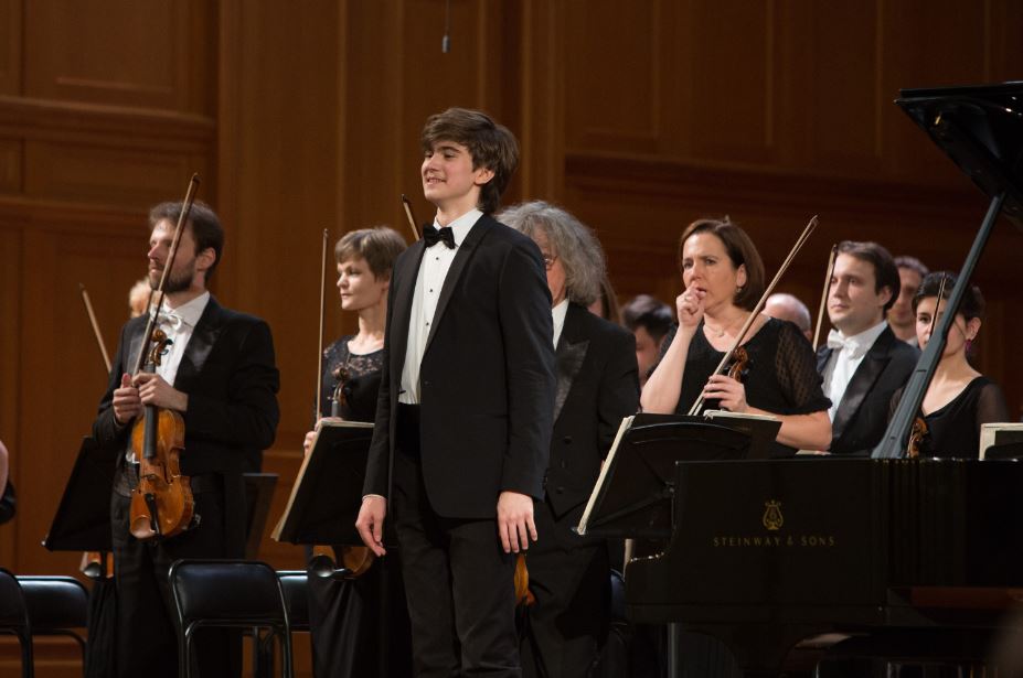 анна органисте. девушки толстушки обои. музыка 15 д. музыка 15 д. оркестровое crescendo.