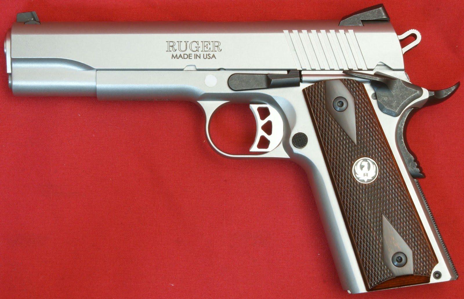 TINCANBANDIT's Gunsmithing Polishing a Ruger SR1911