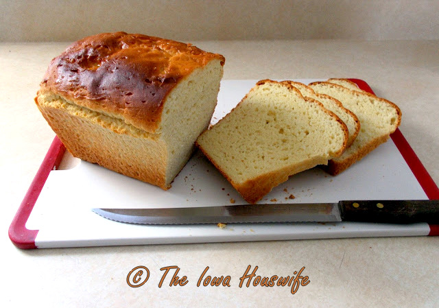 The Iowa Housewife King Arthur Gluten Free Bread