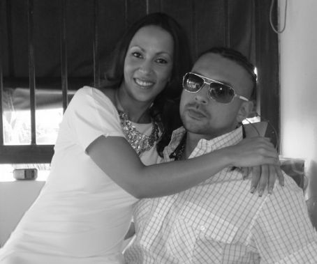 MontrealDancehallTV: SEAN PAUL MARRIES JODI STEWART