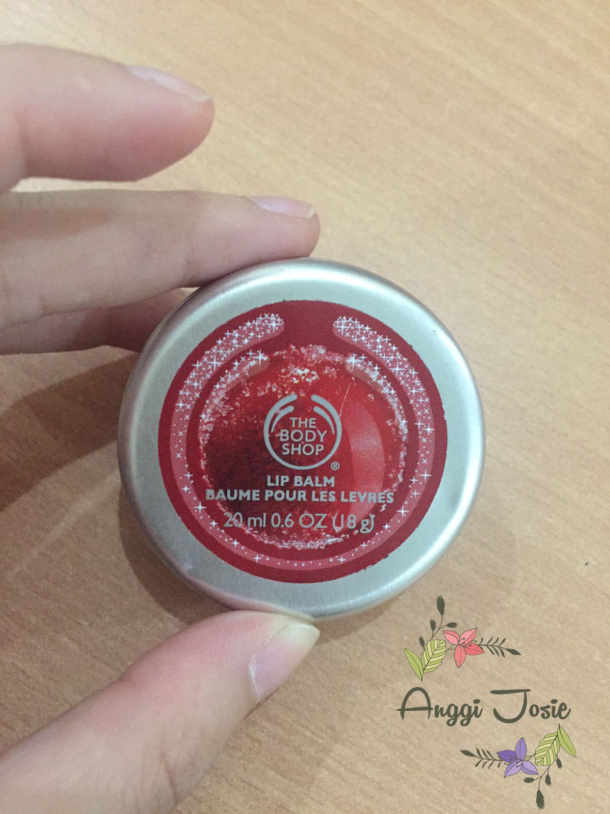 Lip balm yang bagus untuk bibir kering anggijosie