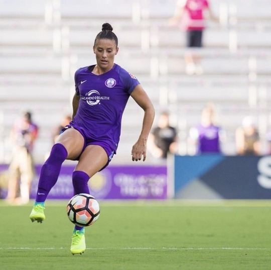 Her Calves Muscle Legs Women Soccer Legs and Calves