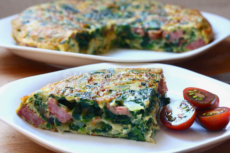 Receta de tortilla de espinacas, salchichas y queso, aires de la