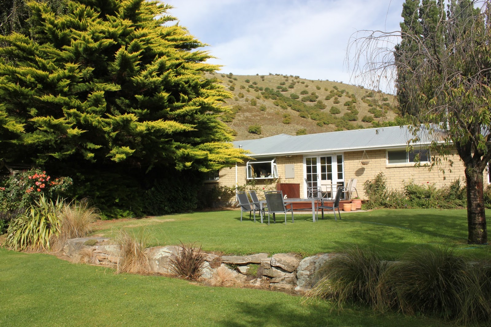 Granny's Got a Bike: Day 8: Smallburn Farm to Wanaka
