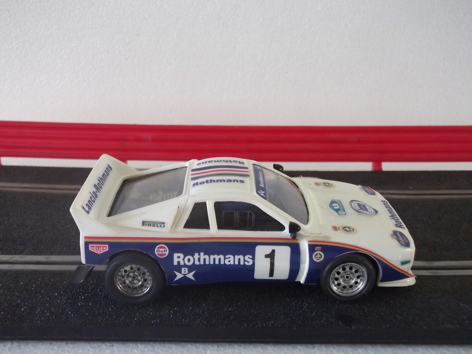 El rincón de Titoju: Restauración Lancia 037 Rothmans Exin