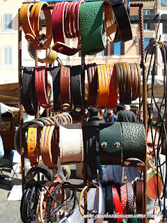 Pulseiras de couro em Campo de Fiori