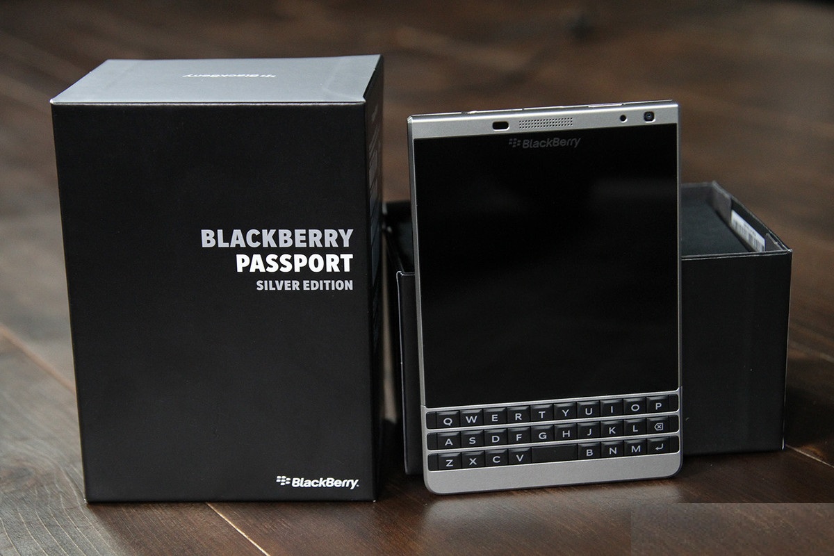 如何评价黑莓 Passport 手机？ - 知乎