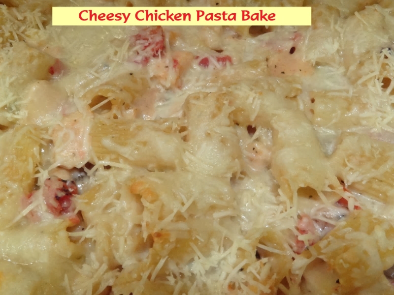 Cheesy Chicken Pasta Bake #recipe on MyWAHMPlan.com