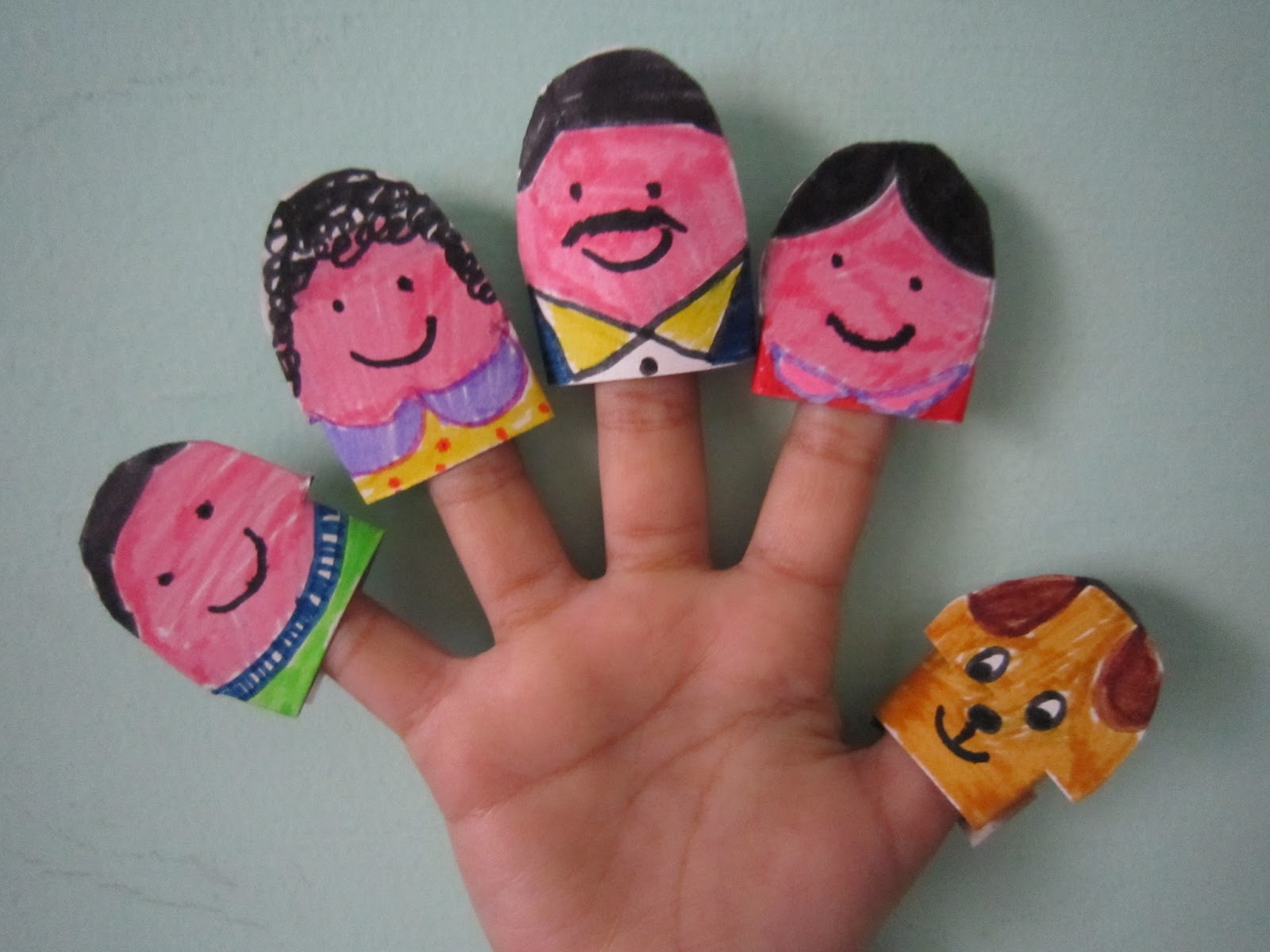 For Kids My Family Finger Puppets With Chart Paper