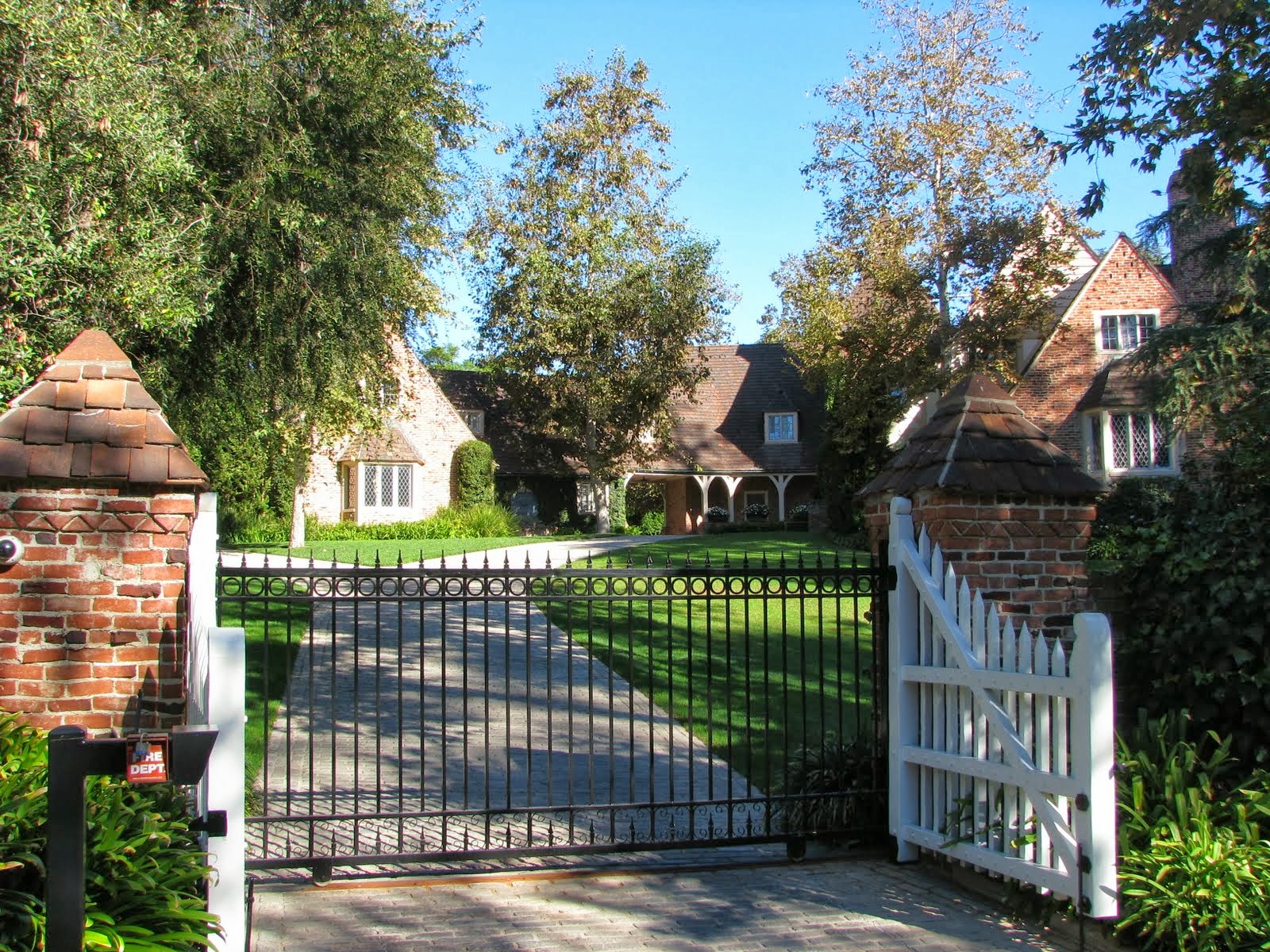 SetJetter & Movie Locations and More Nine To Five (1980)