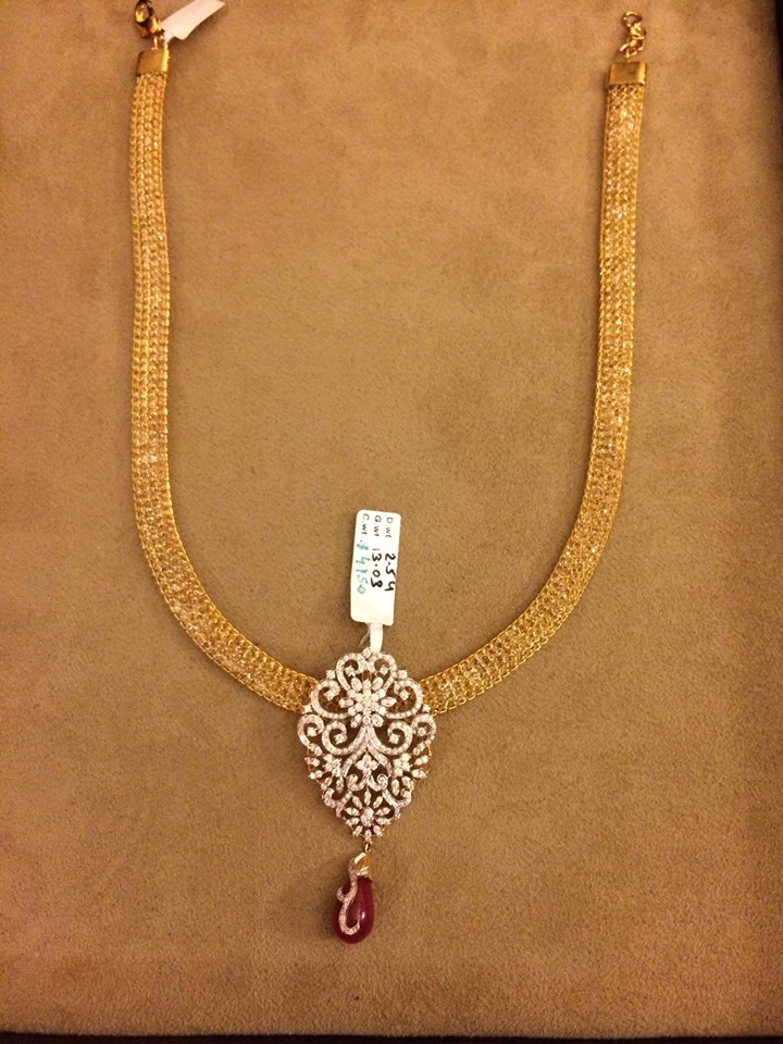 Jewellery Designs Gold Mesh Chain Designs with Simple Lockets