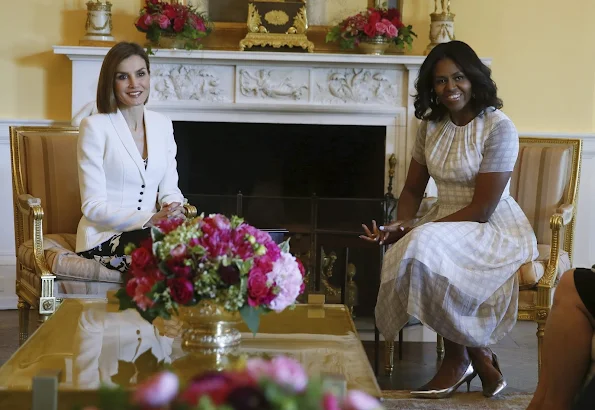 Spain's Queen Letizia will meet with First Lady Michelle Obama