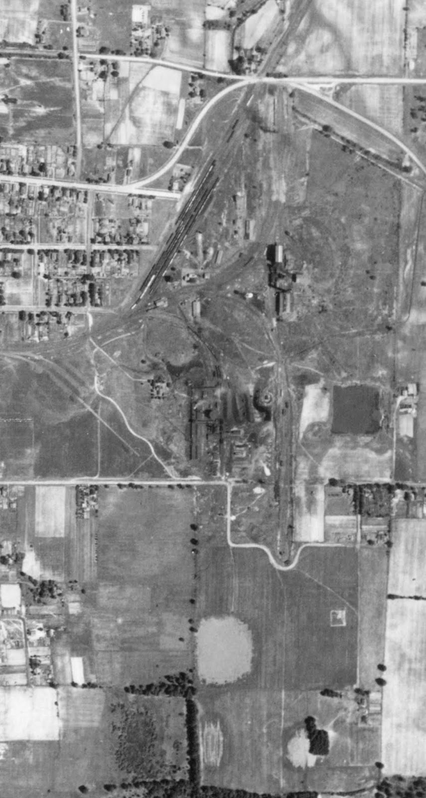 Towns and Nature Franklin C West Frankfort, IL Old Ben 9 Coal Mine