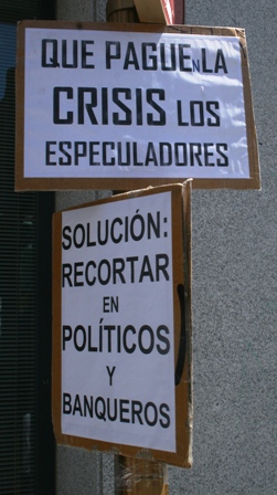 El Banco Popular entregó una vivienda a la familia de Miguel Carrillo, que se suicidó el mes ...