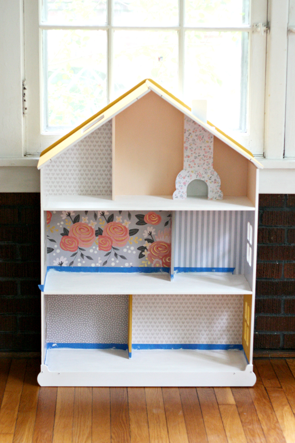 DIY Modern Dollhouse Tutorial featured by top US craft blog, The Pretty Life Girls