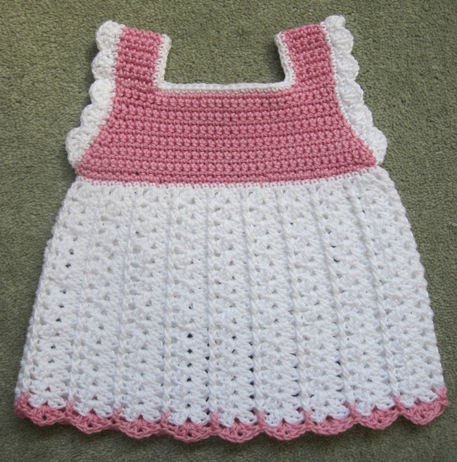 Fiddly Fingers Crochet Baby Dress