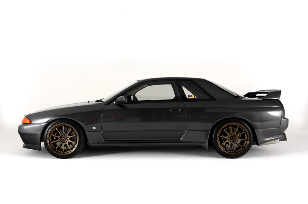Nissan Skyline GTR r32 модель