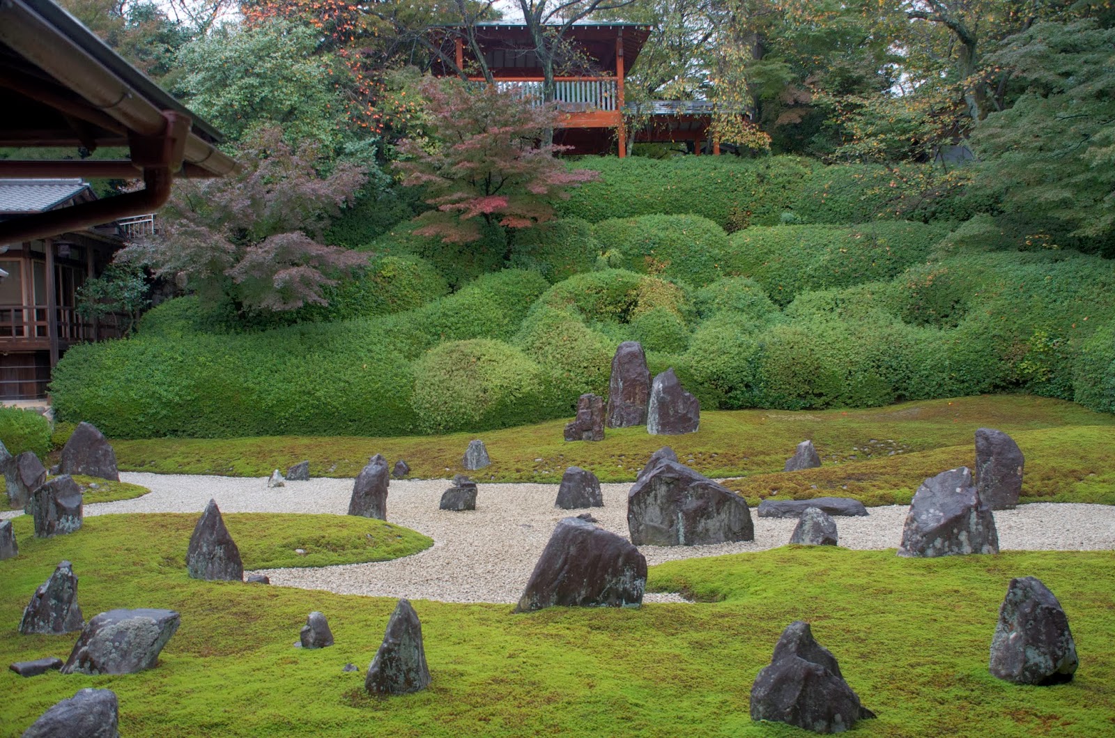 Robert Ketchell's blog: Arranging Stones in a Japanese style garden