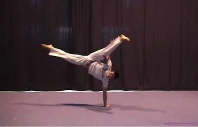 gerakan teknik dasar capoeira