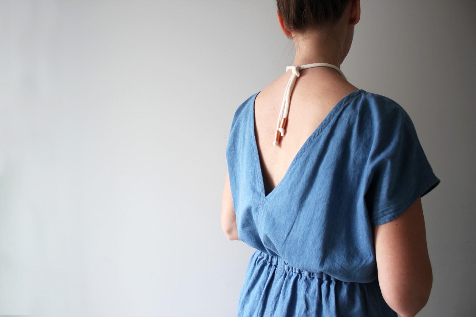 SweetKM DIY Curved Tube Necklace Tutorial