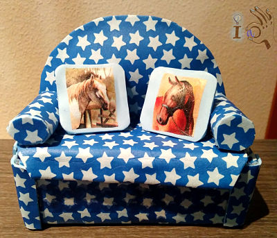 Sofá-guardatesoros-gomaeva-Ideadoamano