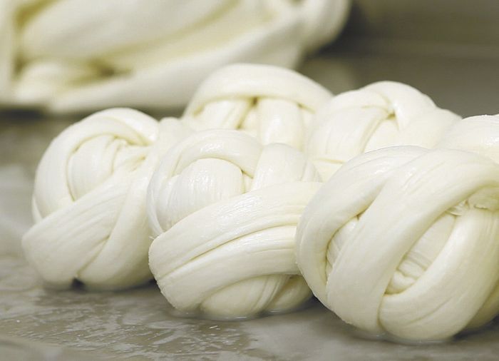 Déjàlà Meet Mexico’s ‘Mozzarella’ Queso de Hebra