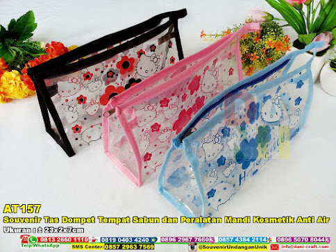 Souvenir Tas Dompet Tempat Sabun Dan Peralatan Mandi Kosmetik Anti Air Souvenir Tas Dompet Tempat Sabun Dan Peralatan Mandi Kosmetik Anti Air