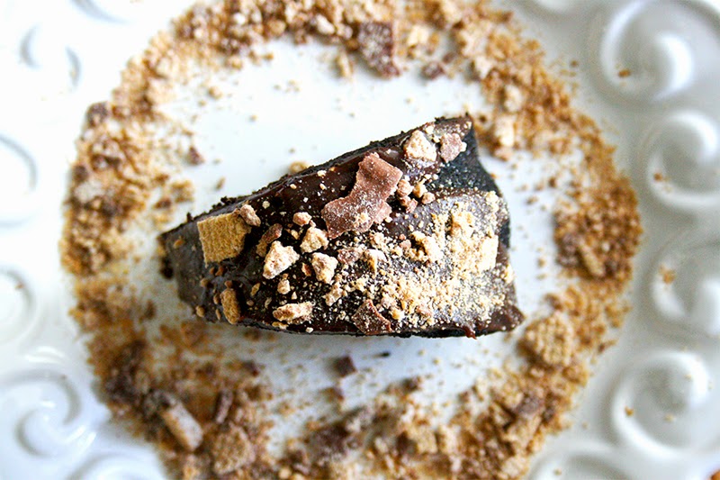 Sour Cream Chocolate Coffee Crisp Bundt Cake