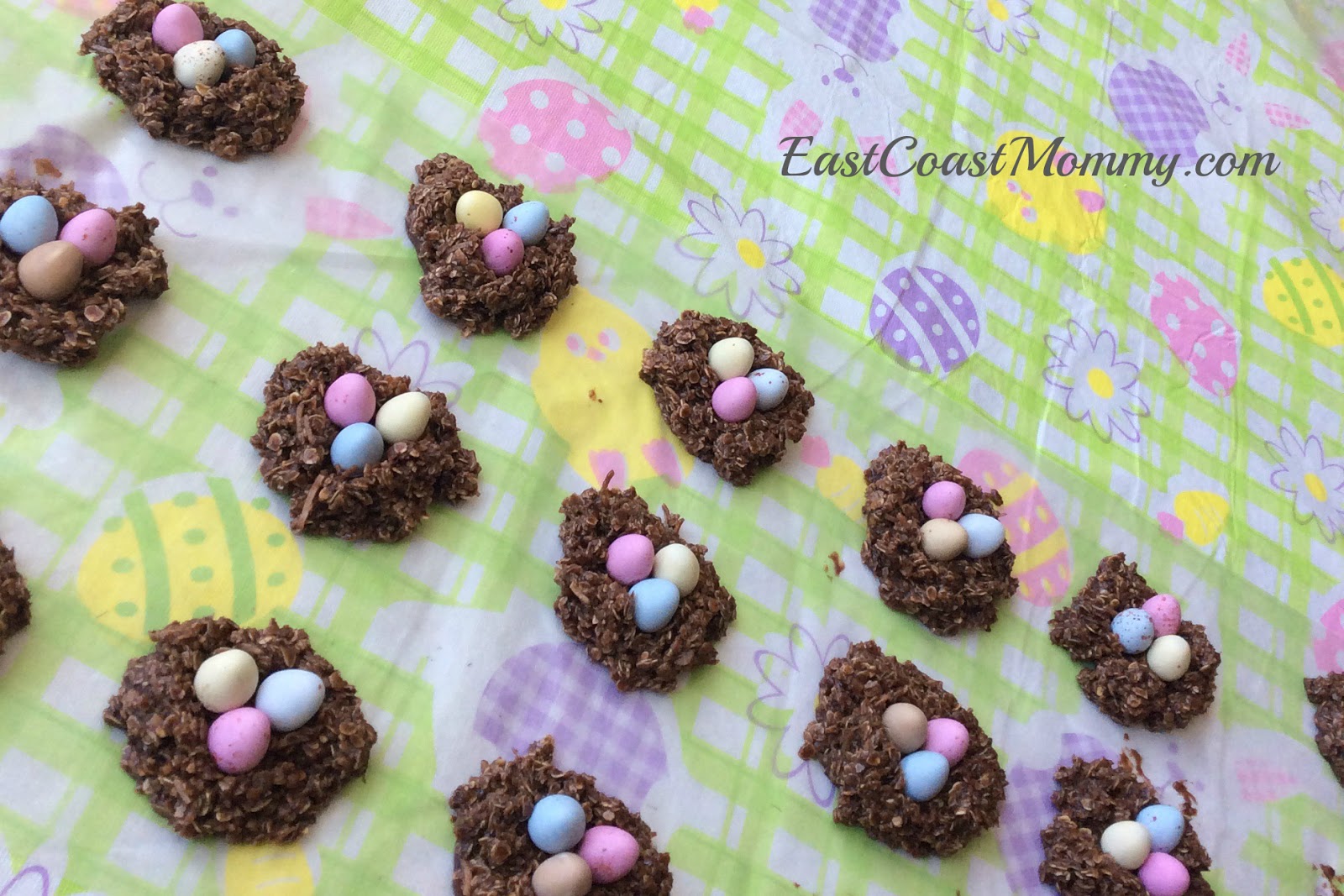 East Coast Mommy Bird Nest Cookies / The BEST Easter Cookies
