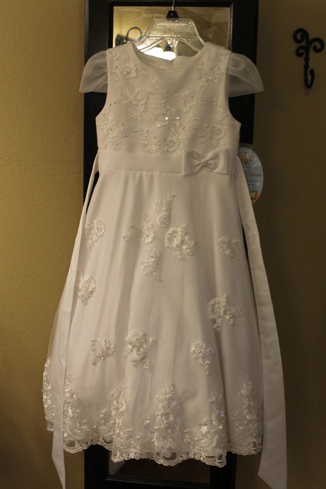Blair's Blessings: Tutorial: Adding Cap Sleeves to a Communion Dress