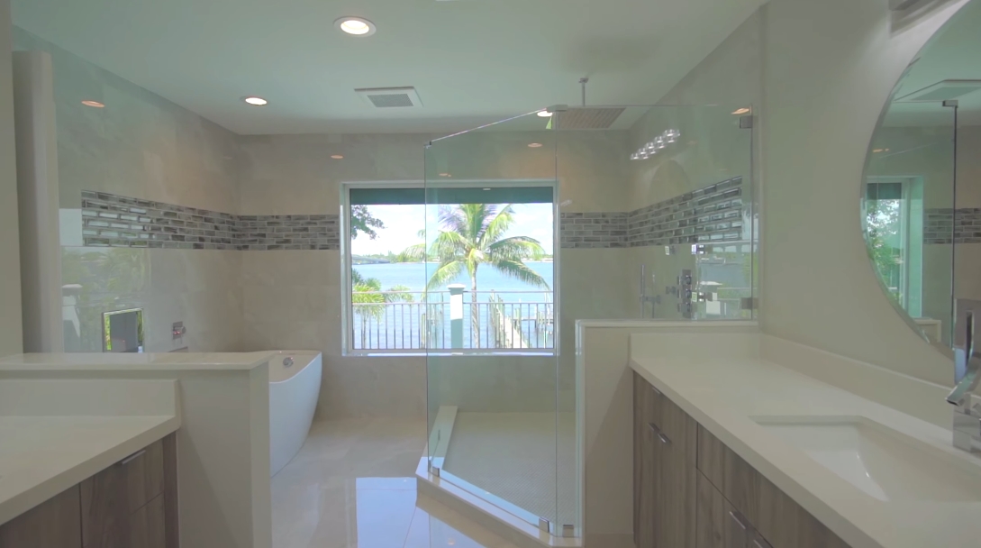 Tour 19 N River Rd, Stuart FL vs. 20 Interior Design Photos