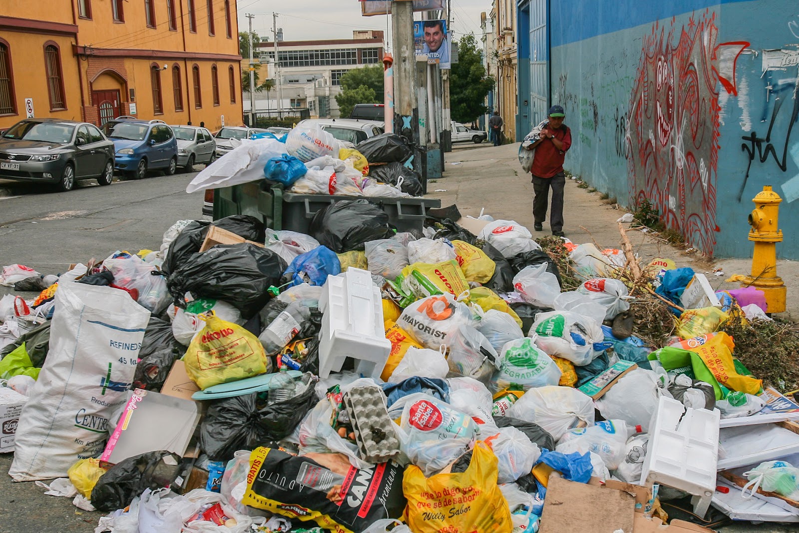 La Basura arropa barrios de la provincia Santo Domingo ~ Al Instante.Com