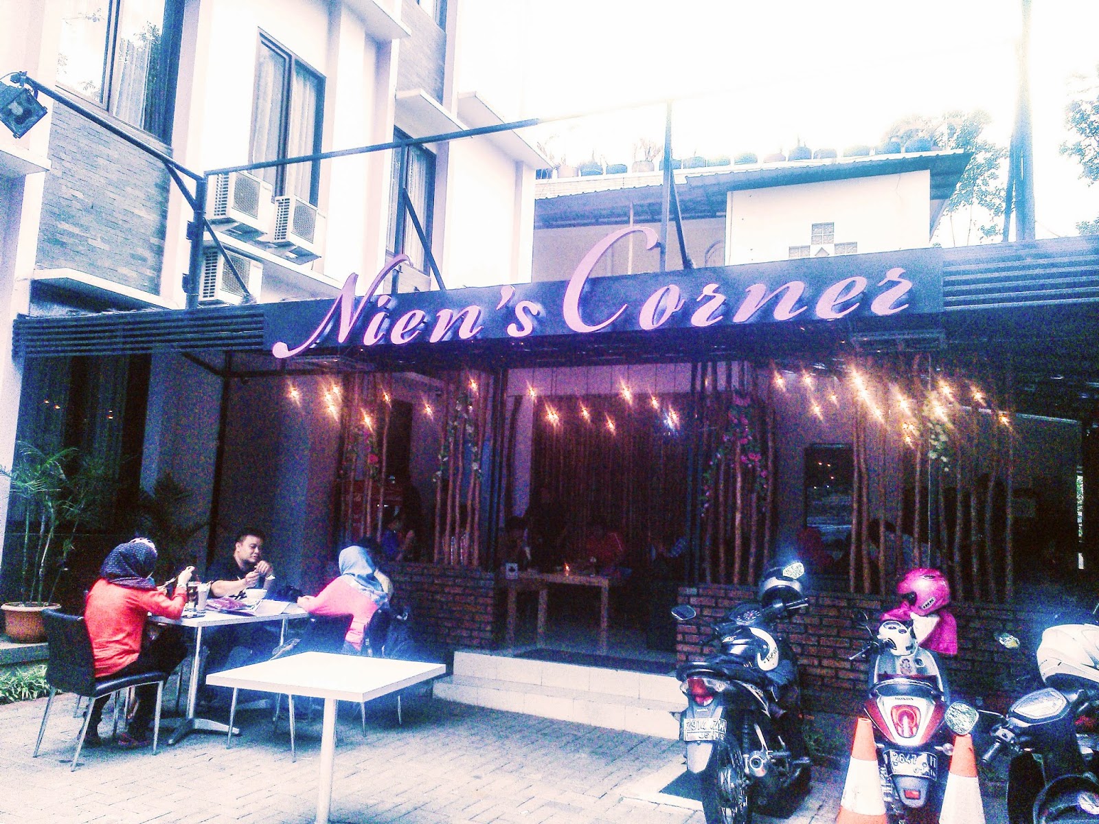 Nien’s Corner Lathief Inn Hotel Bandung Mushroom Cuisine