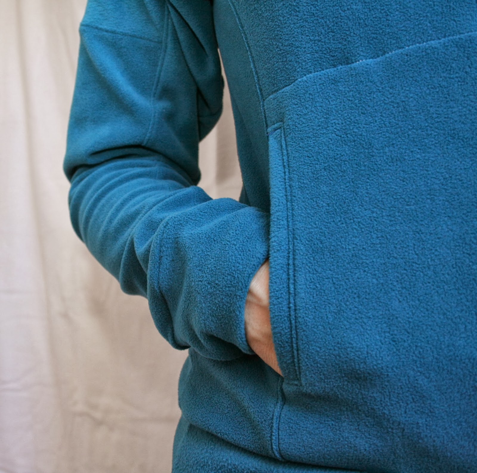 Tangible Pursuits: Sewing for Myself: Jalie 2795 Hoodie