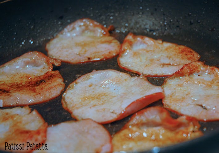 recette d'escalopes de dinde bacon et orange, turkey bacon and orange, bacon grille dans la poêlle