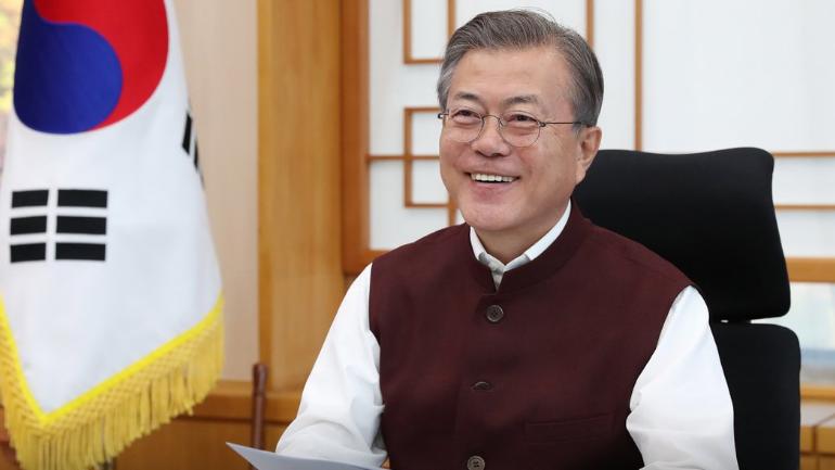 South Korea President Moon loved Modi jackets. So PM gifted him a ...