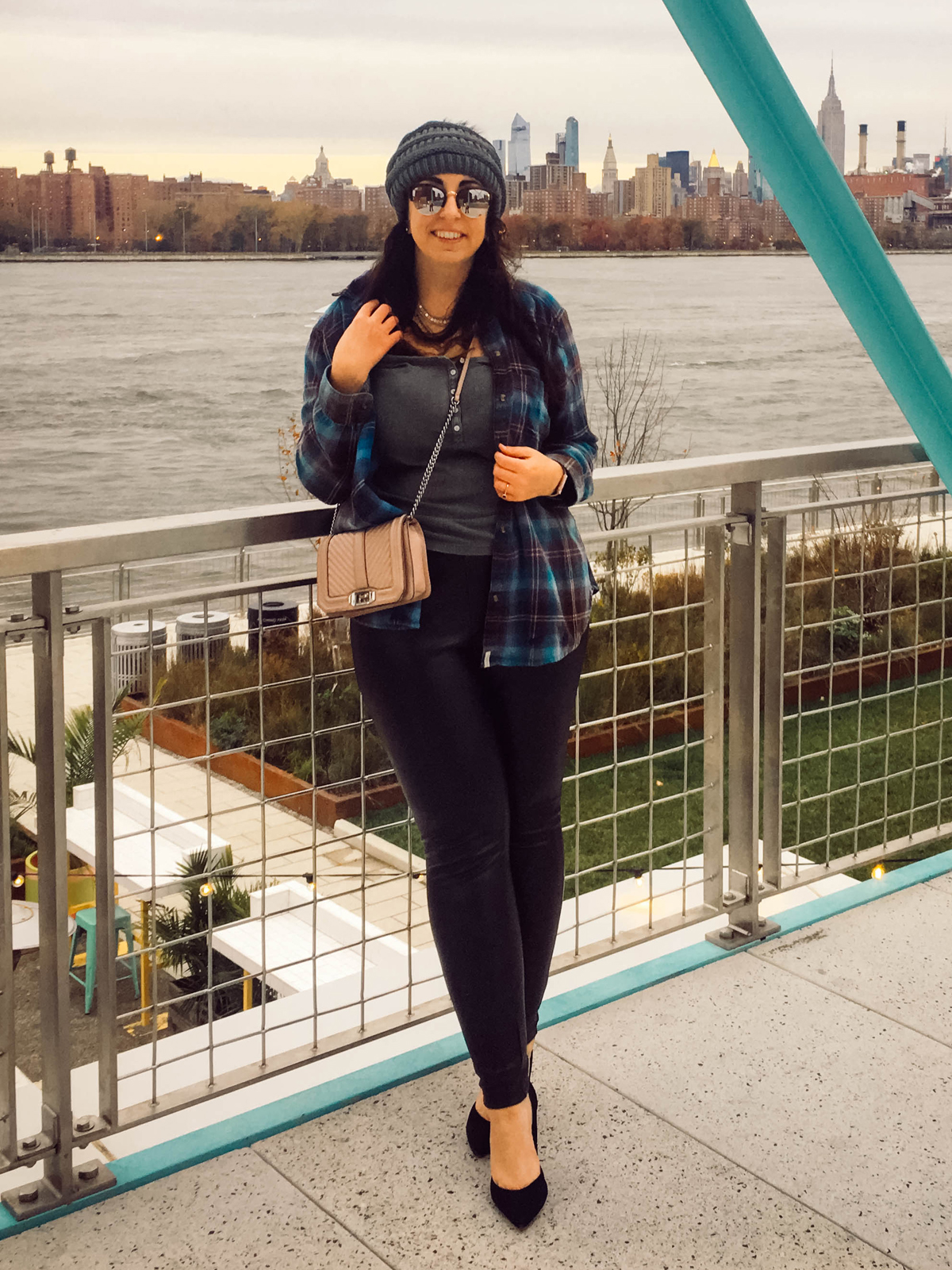 OOTD: Leather Leggings for the city + the country :: Effortlessly with Roxy