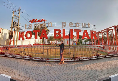 Backpacker Blitar -Taman Pecut Kota Blitar Backpacker Blitar -Taman Pecut Kota Blitar