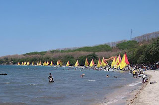 Pantai Pasir Putih Situbondo Pantai Pasir Putih Situbondo