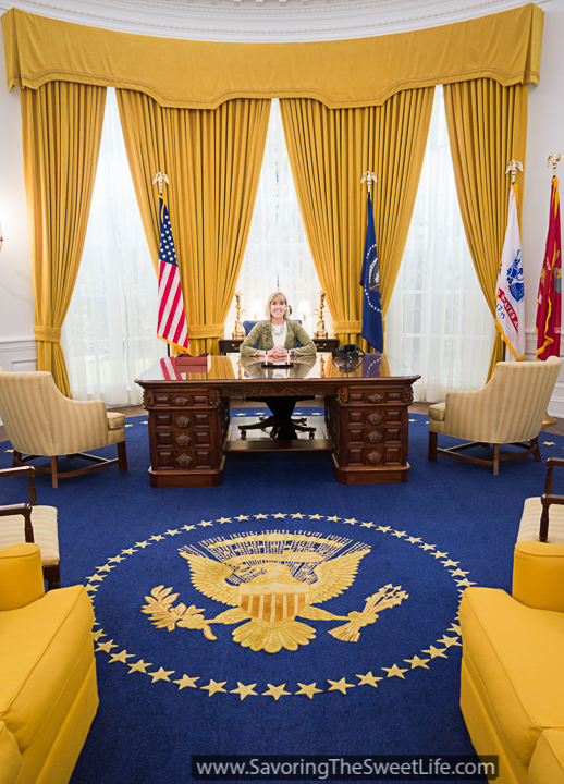 Richard Nixon Oval Office