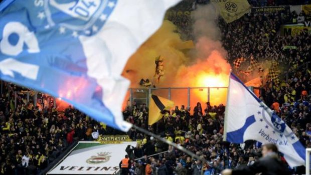 Oğuz ara pası Atkinson ve gool.. Ruhr Derbisinde Gülen Schalke 04