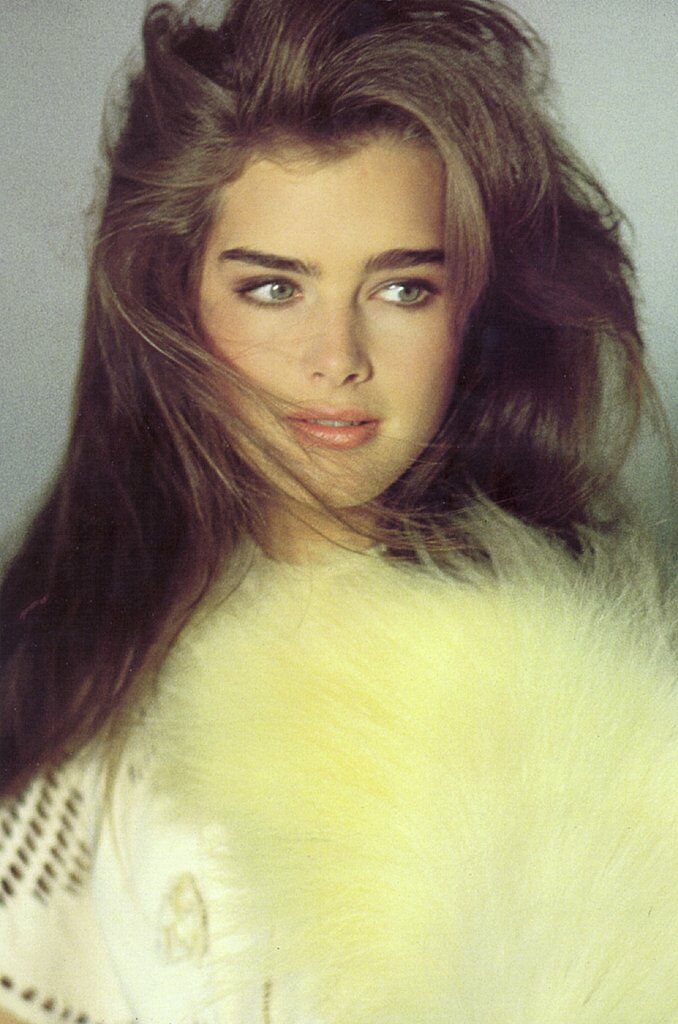 Hot Crystal Harris: Brooke Shields American actress, author and model