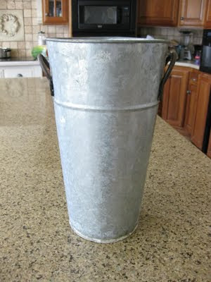 decoro sin decoro: Decorar un cubo de zinc