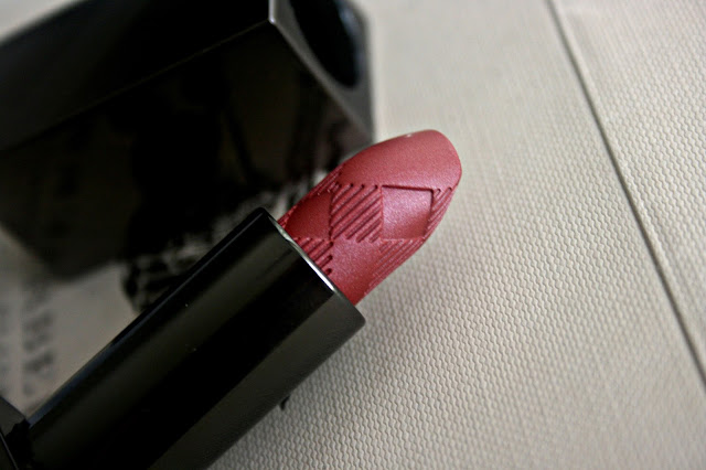 Burberry Beauty Autumn Winter 2013 Trench Kisses Collection Lip Mist in Rosewood Review, Photos & Swatches