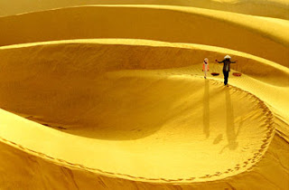 yellow sandy road in Mui Ne