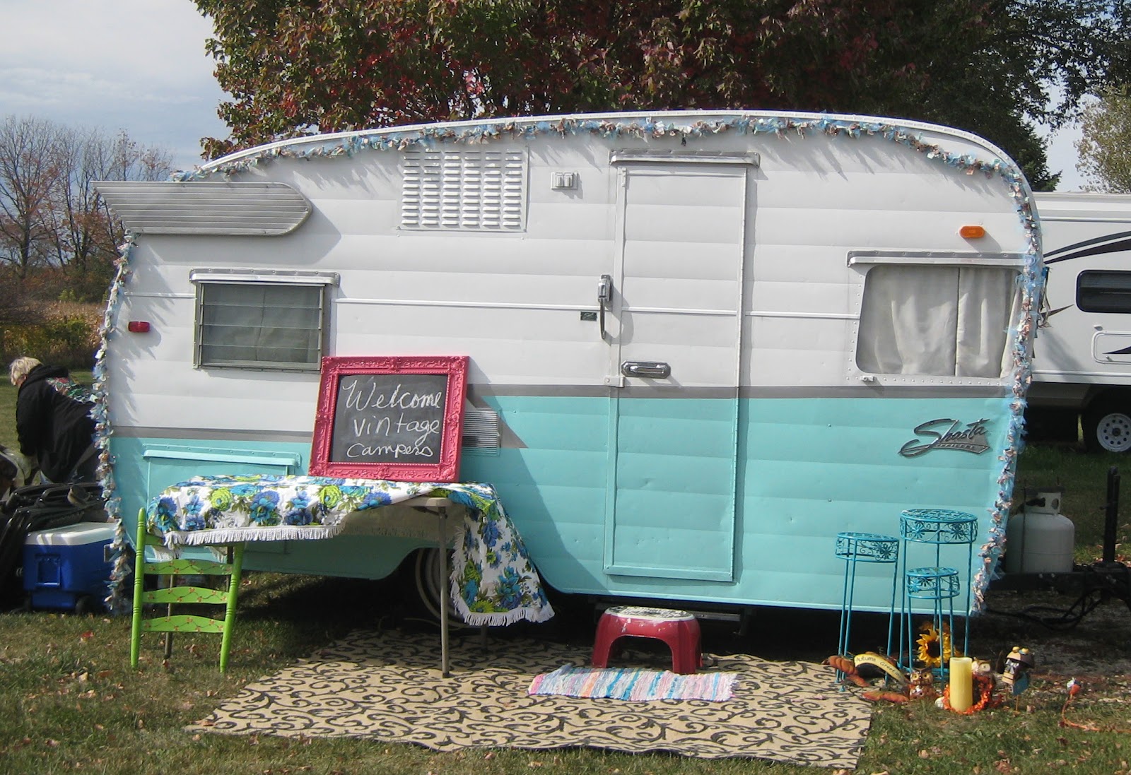 Wandering Wisconsin: Cool Vintage Trailer Rally