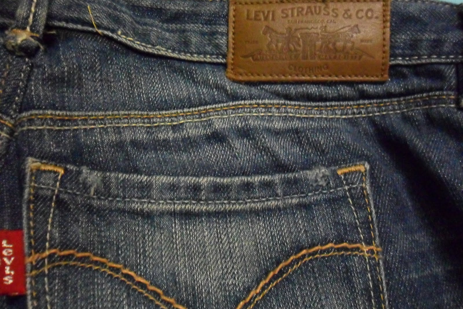 CYBER SHOP DG: Original Ladies Levis Jeans PRE LOVED 2