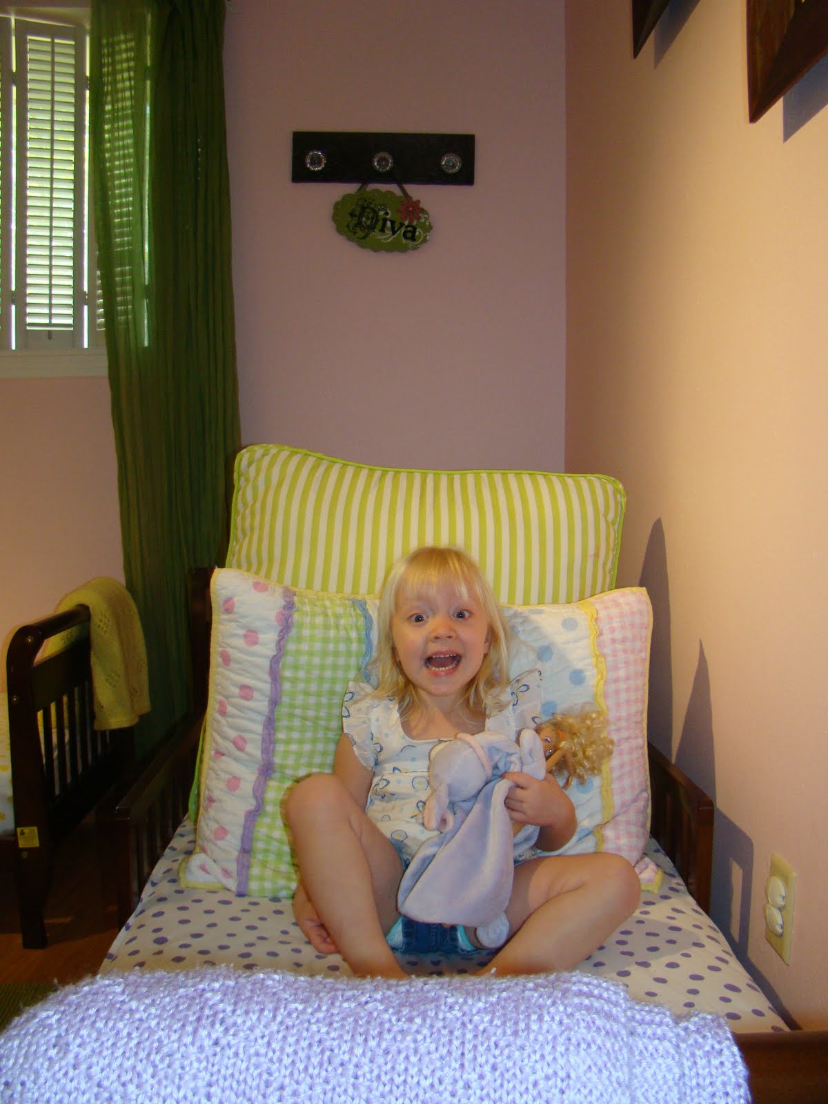 Howell Quintuplets: Toddler Beds!!