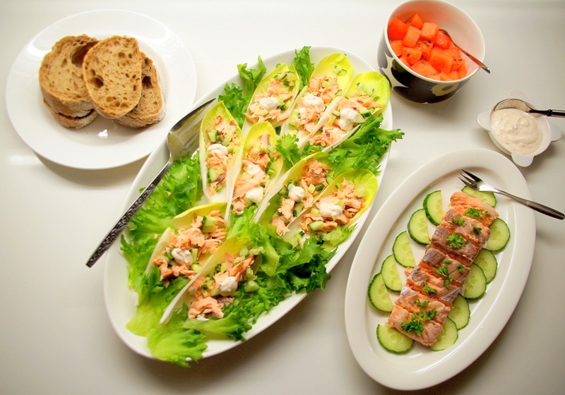 KOTONA Savulohisalaatti